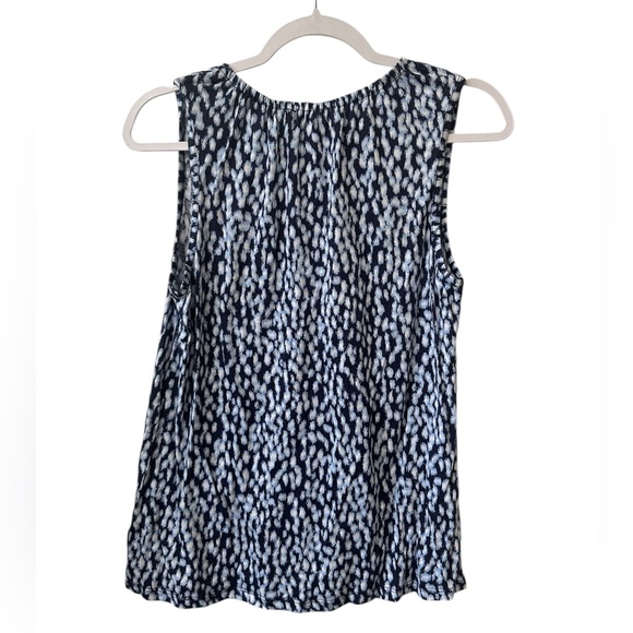 226. Michael Michael Kors Women's Sleeveless Top - Picture 4 of 6